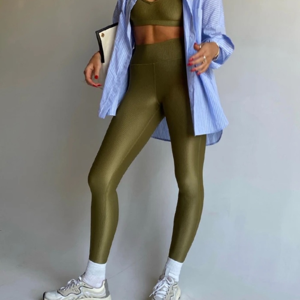 Weworewhat CHAIN HIGH RISE RIB LEGGINGS - Picture 2 of 10